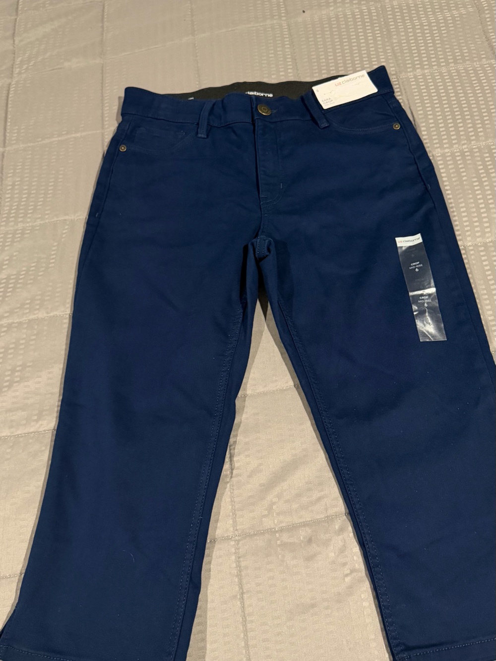 Women’s  Navy Blue Capris Liz Claiborne Size 6